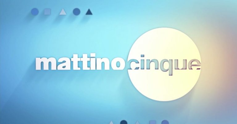 Mattino Cinque, Federica Panicucci ferma la diretta: “Problema…”