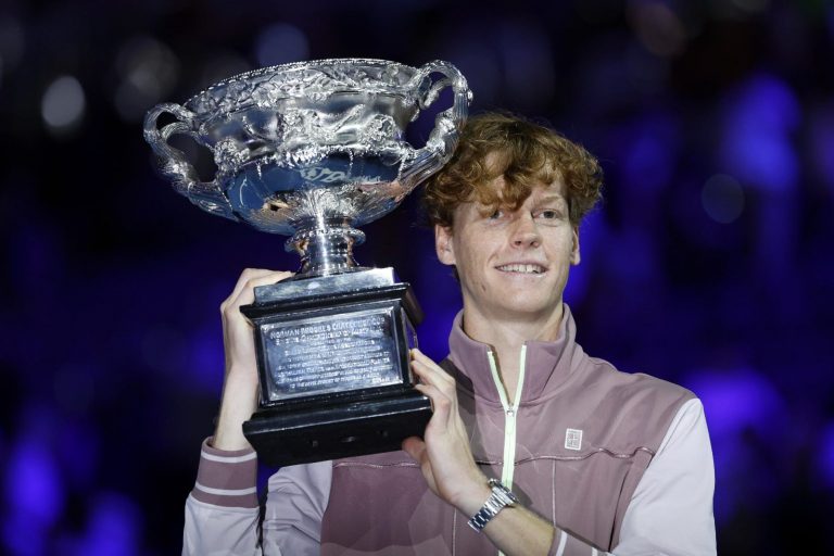 Jannik Sinner svela cosa ha pensato poco prima di vincere: “Sul 30 pari…” Jannik Sinner svela cosa ha pensato poco prima di vincere: “Sul 30 pari…”