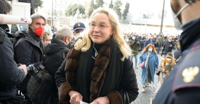 Tumore Eleonora Giorgi, ecco perchè produce metastasi e le percentuali di sopravvivenza Tumore Eleonora Giorgi, ecco perchè produce metastasi e le percentuali di sopravvivenza