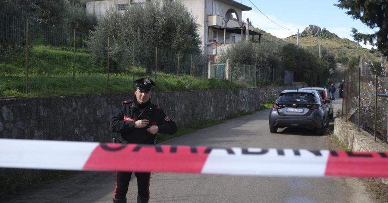 Strage di Palermo, primi risultati dell’autopsia: “Sui corpi di Kevin ed Emanuel…”