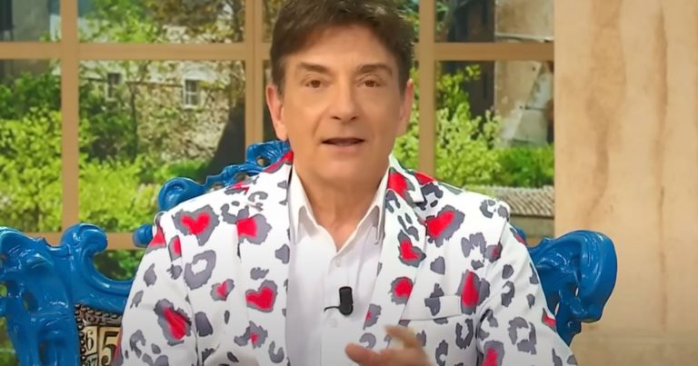 Oroscopo Paolo Fox oggi, venerdì 16 febbraio 2024, da Sagittario a Pesci: Acquario a fasi alterne