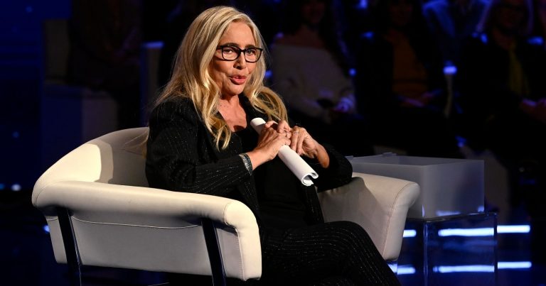 Mara Venier, arriva un nuovo comunicato Rai: ‘C’è la…’. Ecco cosa sta succedendo