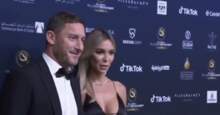 Grave lutto per Noemi Bocchi, la compagna di Francesco Totti: ‘Morta insieme…’ Grave lutto per Noemi Bocchi, la compagna di Francesco Totti: ‘Morta insieme…’