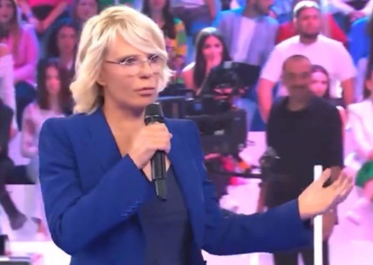 Lite furiosa ad Amici 2024: “Devi stare zitta, taci…”. Ecco cos’è successo tra Lorella Cuccarini ed Anna Pettinelli