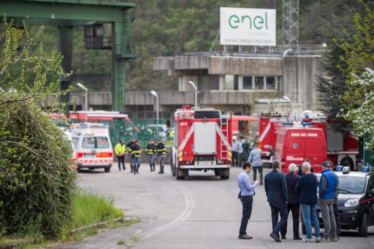 Esplosione centrale idroelettrica, si cercano i dispersi: “Ci vorranno almeno 6-7 ore di…”