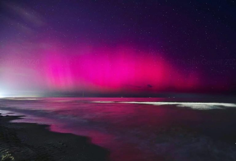 Aurora boreale anche stasera in Italia? Ecco quando e dove vederla