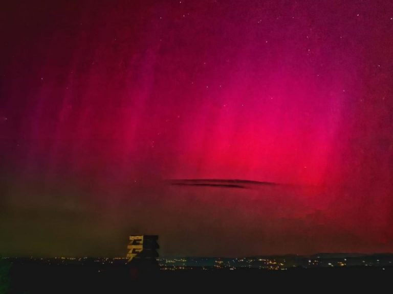 Aurora Boreale, la NOAA ne prevede di possibili anche oggi: ecco dove