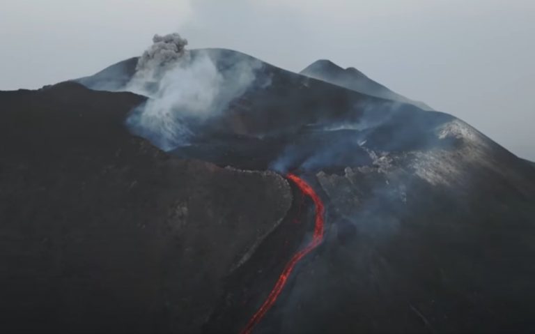 Stromboli, firmato il decreto sulla mobilitazione straordinaria: il Ministro Musumeci sbarca sull’Isola