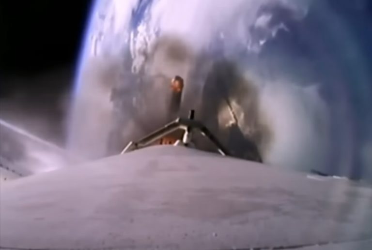 Il razzo SpaceX si disintegra in orbita: è il primo fallimento dal 2016 ad oggi