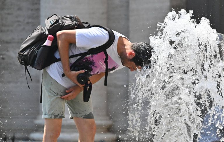 Il caldo estremo può accelerare l’invecchiamento, i risultati incredibili di una nuova ricerca