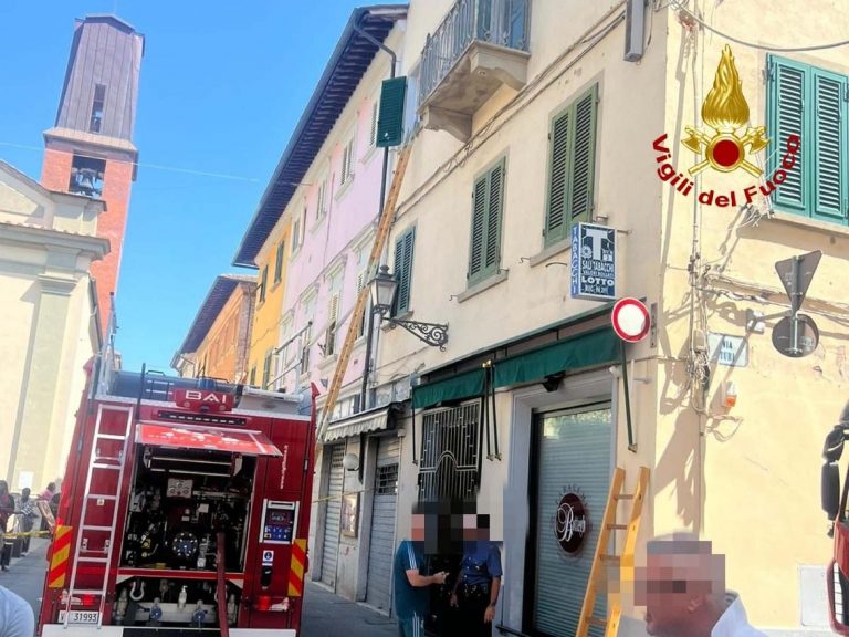 Terribile incendio, muore una bimba di 4 anni: ci sono intossicati. Ecco dove