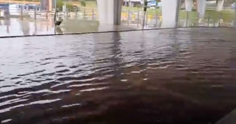 Violento temporale in Italia, l’aeroporto finisce sott’acqua. Ecco dove è successo