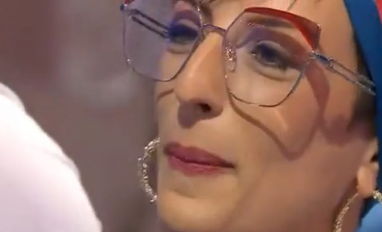 Sara Perini, chi è la concorrente di Affari Tuoi che ha chiesto a Dario di sposarla Sara Perini, chi è la concorrente di Affari Tuoi che ha chiesto a Dario di sposarla