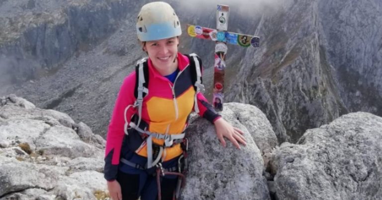 Ottavia Piana, il medico entrato nella grotta spiega le sue condizioni: ”La ferita è molto grave…” Ottavia Piana, il medico entrato nella grotta spiega le sue condizioni: ”La ferita è molto grave…”