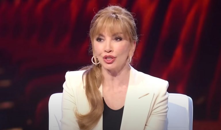 Ballando con le stelle, la Carlucci torna a parlare del caso Mariotto: “Ci hanno costretti al silenzio, ma….”