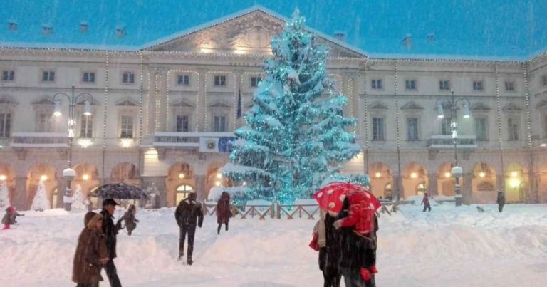 Meteo – Natale polare, bufere di neve in arrivo fino in collina nella notte, ecco dove Meteo – Natale polare, bufere di neve in arrivo fino in collina nella notte, ecco dove