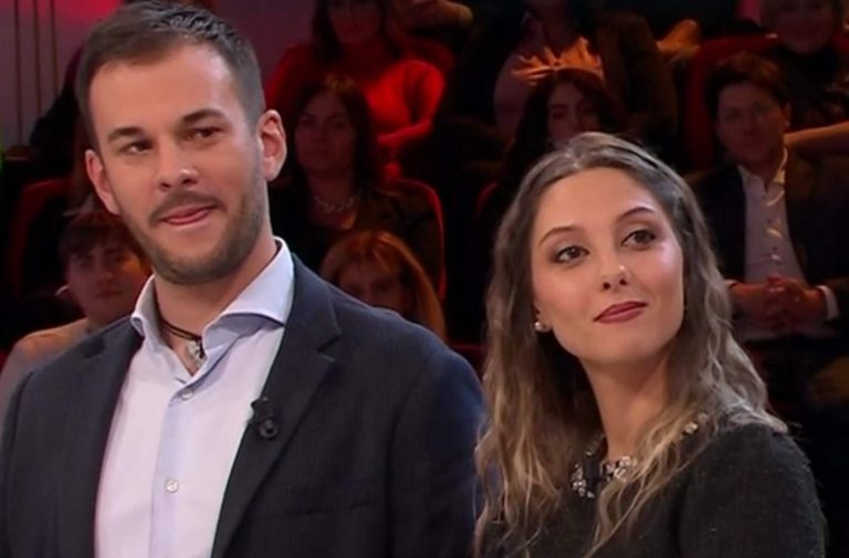 Affari Tuoi, chi è Elena dal Piemonte: ecco com’è andata la partita di stasera, venerdì 3 gennaio 2025 Affari Tuoi, chi è Elena dal Piemonte: ecco com’è andata la partita di stasera, venerdì 3 gennaio 2025