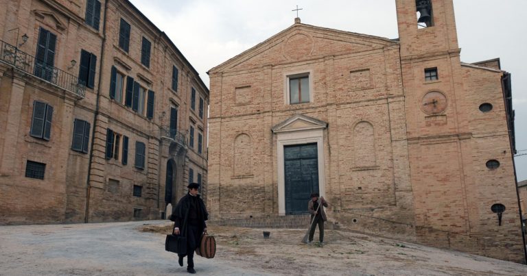 Giacomo Leopardi, dove si trova la sua tomba e perché è stato sepolto a Napoli