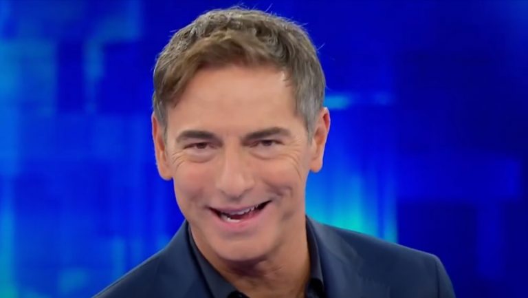 Ora o mai più, debutta la nuova trasmissione del sabato sera di Rai Uno: cantanti in gara, giuria e format Ora o mai più, debutta la nuova trasmissione del sabato sera di Rai Uno: cantanti in gara, giuria e format