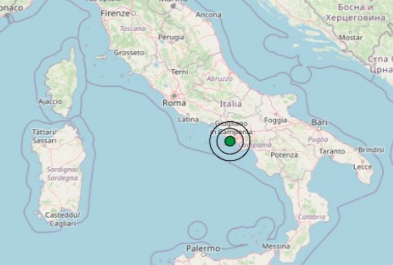 Terremoto avvertito a Napoli oggi, venerdì 17 gennaio 2025: scossa ai Campi Flegrei. I dati ufficiali Ingv