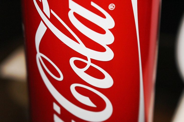 Allerta alimentare, maxi provvedimento di ritiro di lattine di Coca Cola, Sprite, Fanta e altre bevande: ecco il grave motivo Allerta alimentare, maxi provvedimento di ritiro di lattine di Coca Cola, Sprite, Fanta e altre bevande: ecco il grave motivo