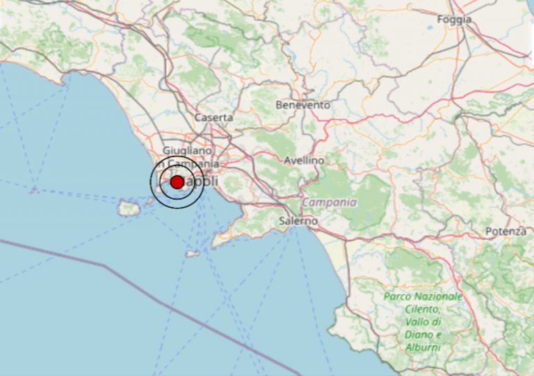 Terremoto oggi sui Campi Flegrei, 5 febbraio 2025, sequenza sismica in corso: dati INGV