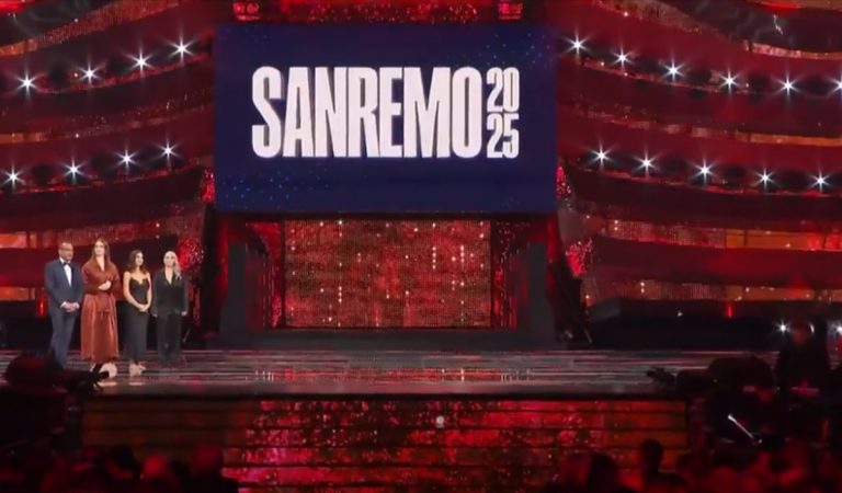 Sanremo 2025, scaletta quarta serata del Festival: ordine di uscita dei duetti oggi e ascolti tv di ieri