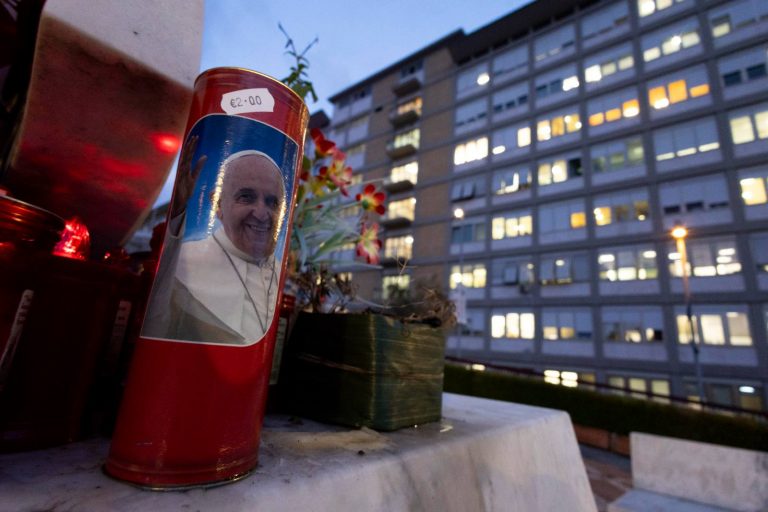 Papa Francesco, cos’è il broncospasmo avuto dal Pontefice e quali sono i sintomi Papa Francesco, cos’è il broncospasmo avuto dal Pontefice e quali sono i sintomi