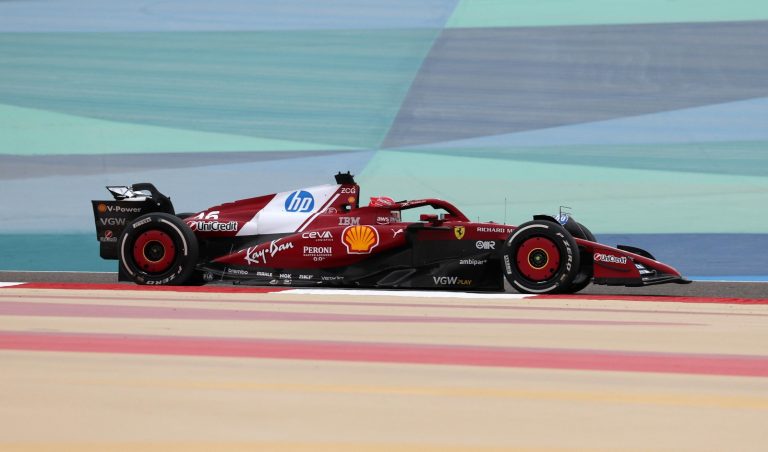 Risultati test F1 Bahrain 2025, seconda giornata: a Sakhir il più veloce è stato Sainz Risultati test F1 Bahrain 2025, seconda giornata: a Sakhir il più veloce è stato Sainz