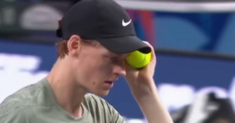 Jannik Sinner vicino al rientro: “Felice di tornare a Roma, non mi divertivo più come prima perché ho pensato…” Jannik Sinner vicino al rientro: “Felice di tornare a Roma, non mi divertivo più come prima perché ho pensato…”