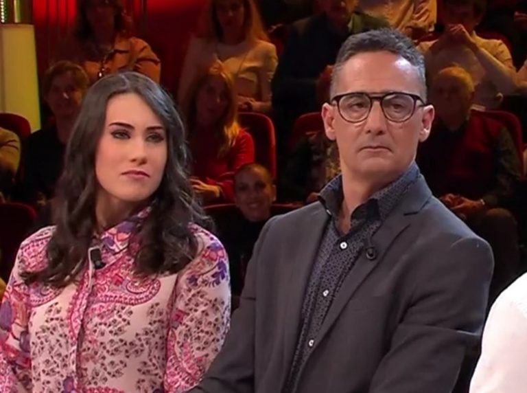 Massimo dal Molise, chi è il concorrente di Affari Tuoi che ha vinto 10.000 euro Massimo dal Molise, chi è il concorrente di Affari Tuoi che ha vinto 10.000 euro