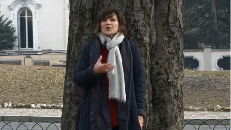 Lutto in Rai, è morta la giornalista Claudia Apostolo: chi era e la carriera