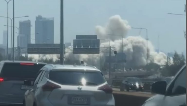 Violento terremoto M 7.7 in Myanmar, crolla un grattacielo a Bangkok – Il video Violento terremoto M 7.7 in Myanmar, crolla un grattacielo a Bangkok – Il video