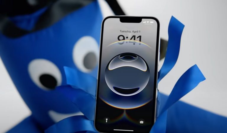 iPhone totalmente di vetro: ecco il nuovo progetto di Apple per festeggiare l’anniversario, i dettagli iPhone totalmente di vetro: ecco il nuovo progetto di Apple per festeggiare l’anniversario, i dettagli