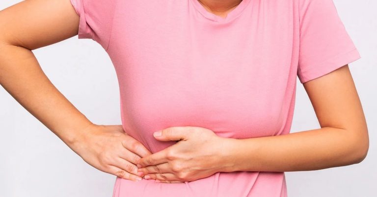 Dolore intercostale, ecco quali sono le possibili cause e quando rivolgersi al medico Dolore intercostale, ecco quali sono le possibili cause e quando rivolgersi al medico