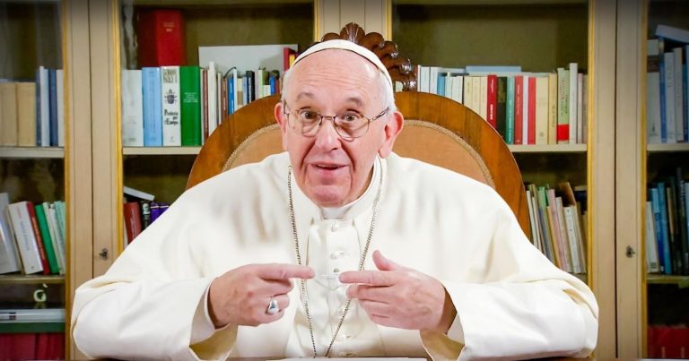 Papa Francesco, gli orari delle visite della salma a San Pietro da mercoledì 23 a venerdì 25 aprile 2025 Papa Francesco, gli orari delle visite della salma a San Pietro da mercoledì 23 a venerdì 25 aprile 2025