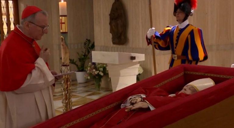 Pietro Parolin, chi è il cardinale che può essere il naturale successore di Papa Francesco