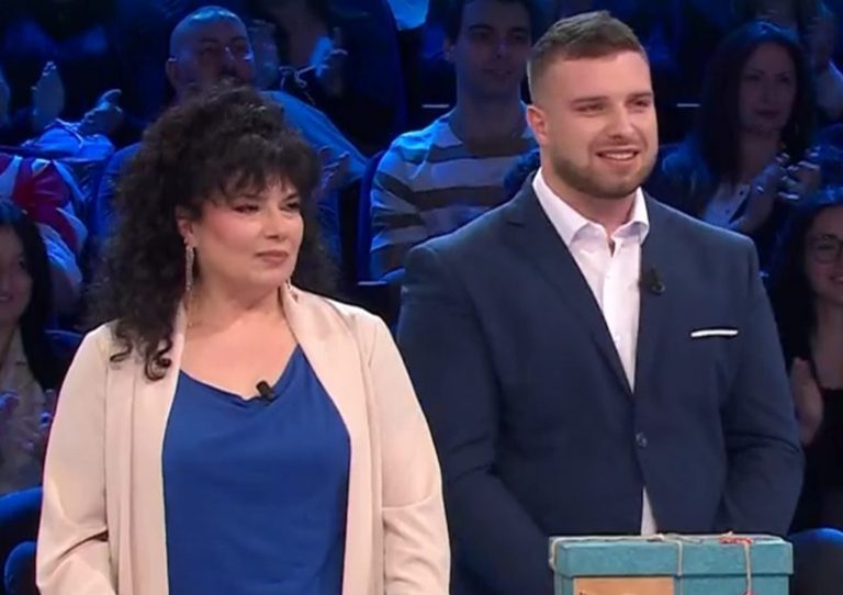 Alessio dall’Umbria, chi è il concorrente che ha vinto 53.000 euro ad Affari Tuoi Alessio dall’Umbria, chi è il concorrente che ha vinto 53.000 euro ad Affari Tuoi