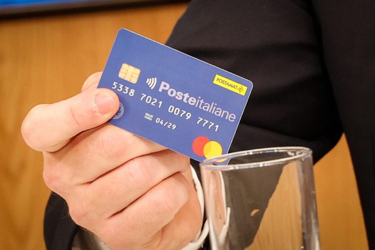 Carta Dedicata a Te 2025: ecco chi può ottenere i 500 euro e quando arriva Carta Dedicata a Te 2025: ecco chi può ottenere i 500 euro e quando arriva