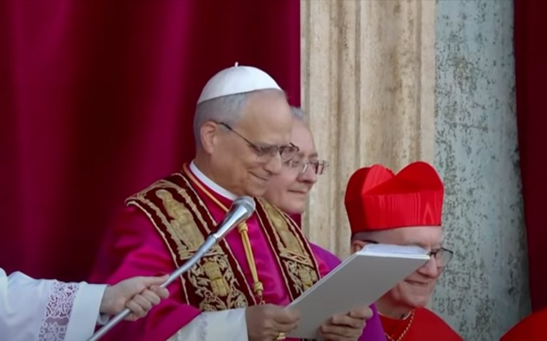 Elezione Papa Leone XIV, ecco tutti i passaggi e i riti che accompagneranno l’inizio del pontificato Elezione Papa Leone XIV, ecco tutti i passaggi e i riti che accompagneranno l’inizio del pontificato