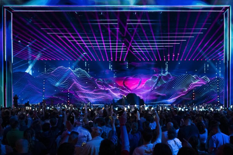 Eurovision 2025, a che ora finisce stasera e a che ora cantano Lucio Corsi e Gabry Ponte Eurovision 2025, a che ora finisce stasera e a che ora cantano Lucio Corsi e Gabry Ponte