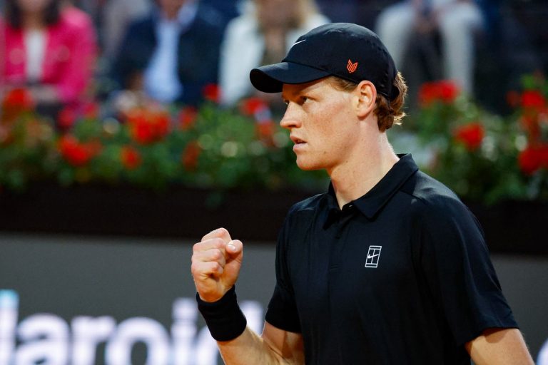 ATP Roma 2025, Sinner e le sue condizioni dopo la vittoria contro Paul: “Ho una piccola…” ATP Roma 2025, Sinner e le sue condizioni dopo la vittoria contro Paul: “Ho una piccola…”