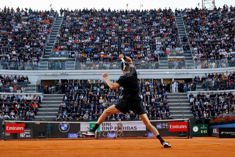 Atp e Wta Roma 2025, montepremi: ecco quanto guadagna chi arriva in semifinale, in finale e chi vince Atp e Wta Roma 2025, montepremi: ecco quanto guadagna chi arriva in semifinale, in finale e chi vince