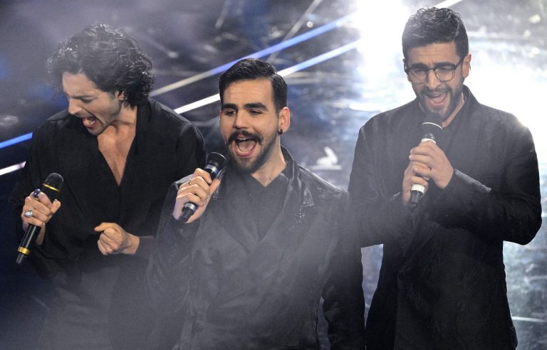Il Volo, Tutti per uno – Il viaggio nel tempo: ecco i cantanti e gli ospiti in scaletta stasera Il Volo, Tutti per uno – Il viaggio nel tempo: ecco i cantanti e gli ospiti in scaletta stasera