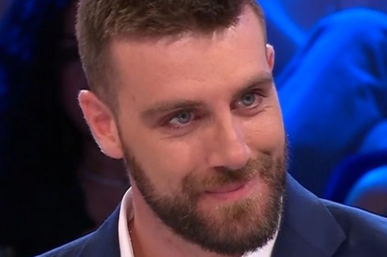 Andrea dal Piemonte, chi è il concorrente che ha vinto 60.000 euro ad Affari Tuoi Andrea dal Piemonte, chi è il concorrente che ha vinto 60.000 euro ad Affari Tuoi