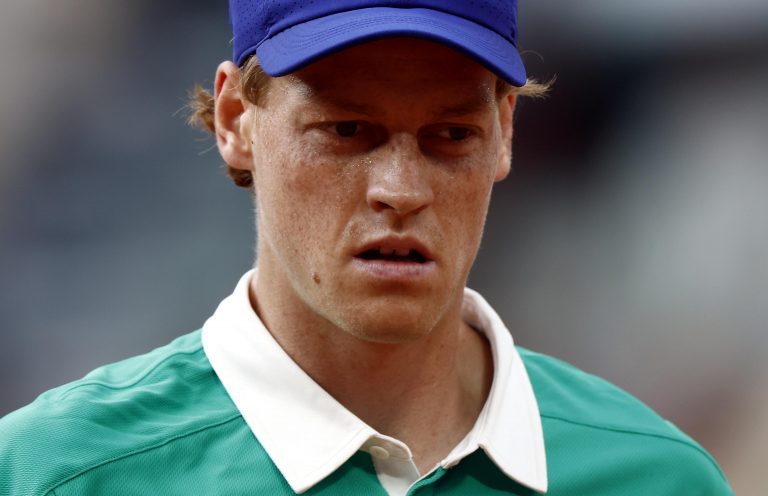 Roland Garros 2025, la finale Sinner-Alcaraz sarà visibile in chiaro: ecco a che ora vederla Roland Garros 2025, la finale Sinner-Alcaraz sarà visibile in chiaro: ecco a che ora vederla