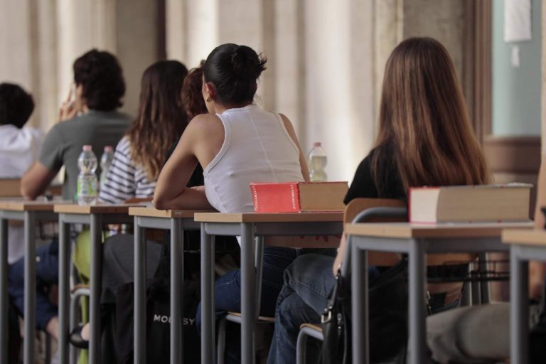 Maturità 2025, l’elenco completo delle tracce della seconda prova per licei e istituti tecnici Maturità 2025, l’elenco completo delle tracce della seconda prova per licei e istituti tecnici