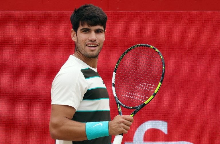 Alcaraz vince l’Atp Queen’s 2025: ecco quanti punti guadagna su Sinner e cosa cambia in classifica Alcaraz vince l’Atp Queen’s 2025: ecco quanti punti guadagna su Sinner e cosa cambia in classifica