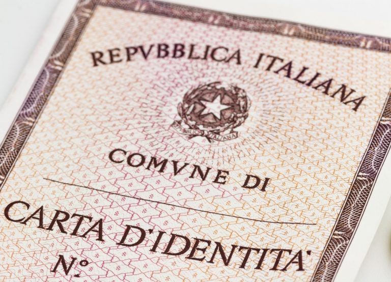 Carta d’identità cartacea, prorogata la validità: ecco fino a quando e cosa cambia