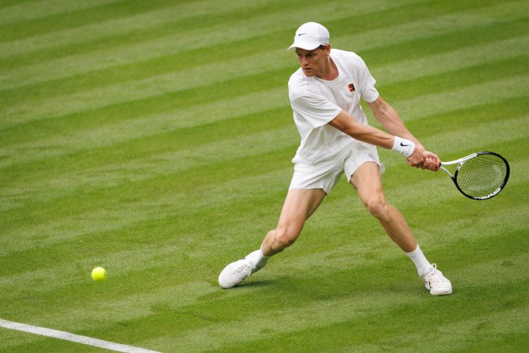 Jannik Sinner spiega il perché della separazione da Panichi e Badio prima di Wimbledon 2025 Jannik Sinner spiega il perché della separazione da Panichi e Badio prima di Wimbledon 2025